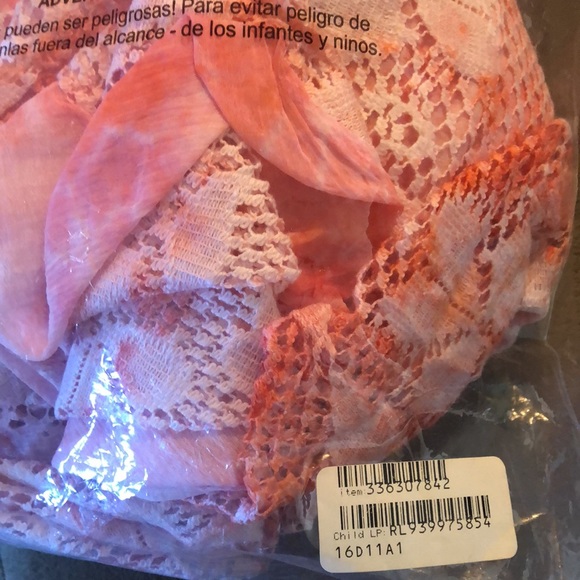 NWT Beach Cover Up Wrap in Tan and cream looks like the one shown in pink - Picture 10 of 10